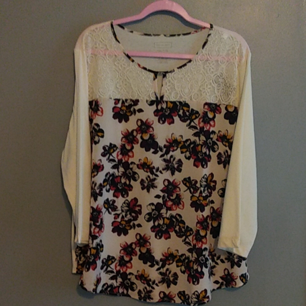 Van Heusen floral blouse